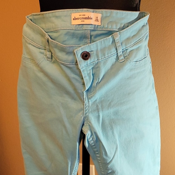 Abercrombie Kids SKINNY Pants - Picture 2 of 3